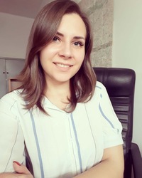 Лариса Васнецова
